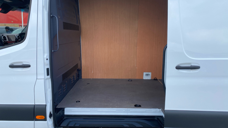 Mercedes-Benz Sprinter 315Cdi L3 Diesel Rwd 3.5t H2 Pro Van